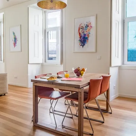 Plum Guide - Mustard&terracotta Appartamento Lisbona